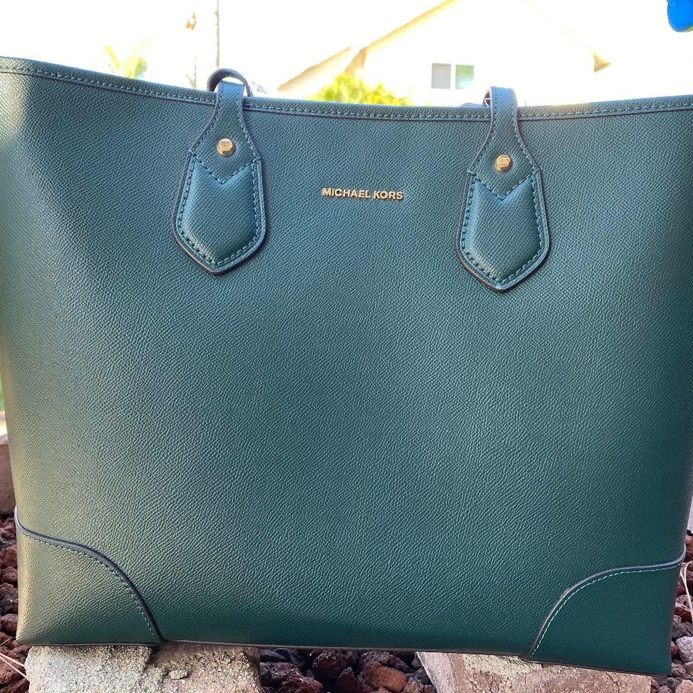 Michael Kors Tote